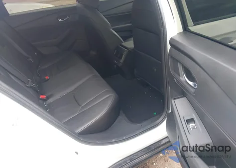 2025 Honda Accord Hybrid Sport-L z USA, uszkodzony, nr VIN 1HGCY2F72SA005527